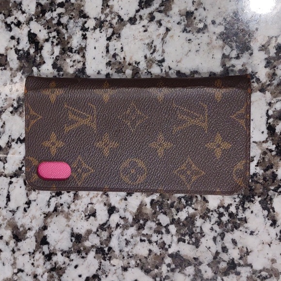 Authentic Iphone X Louis Vuitton Phone Case - Picture 3 of 4